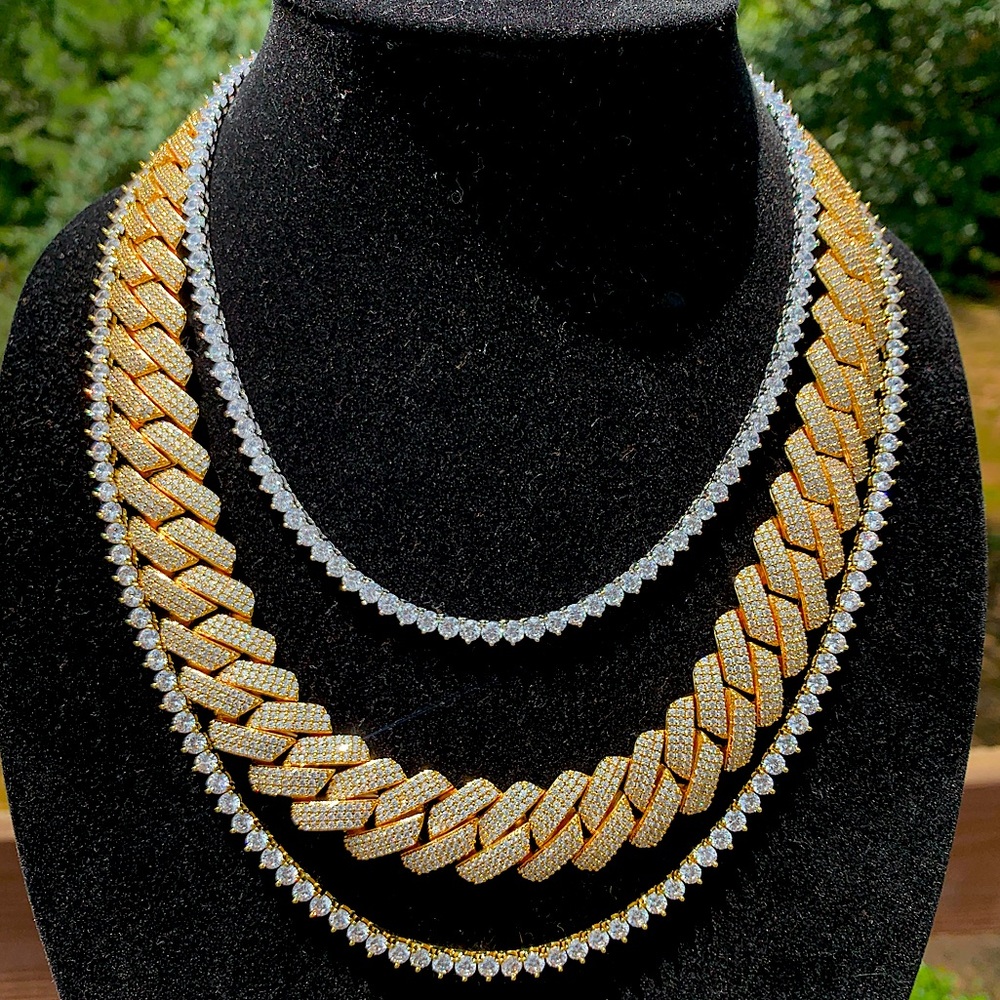 Prong Set Cuban